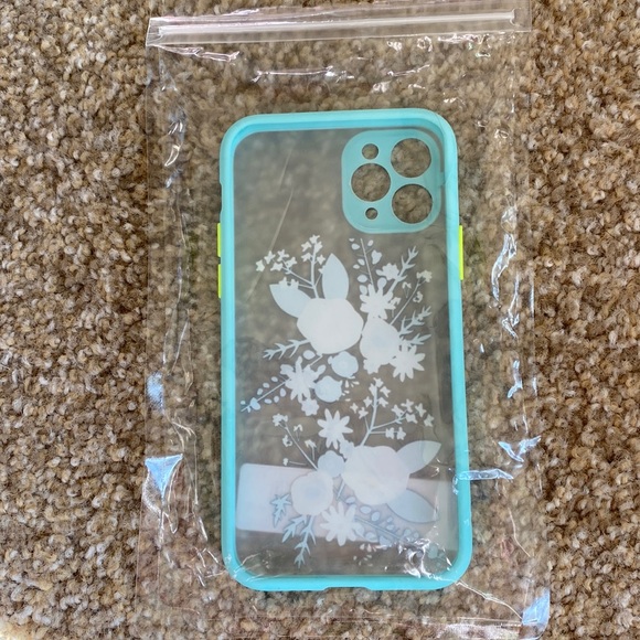 iPhone 11 Pro Case - Picture 4 of 5